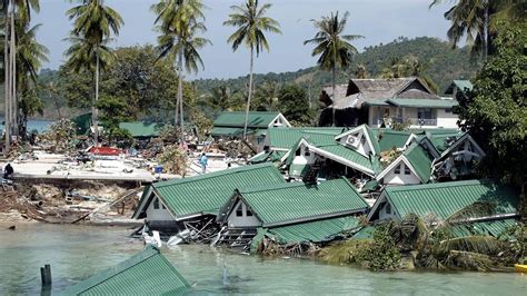 The 2004 Indian Ocean Earthquake and Tsunami: An Unforgettable Natural Disaster that Shaped Coastal Landscapes and Communities